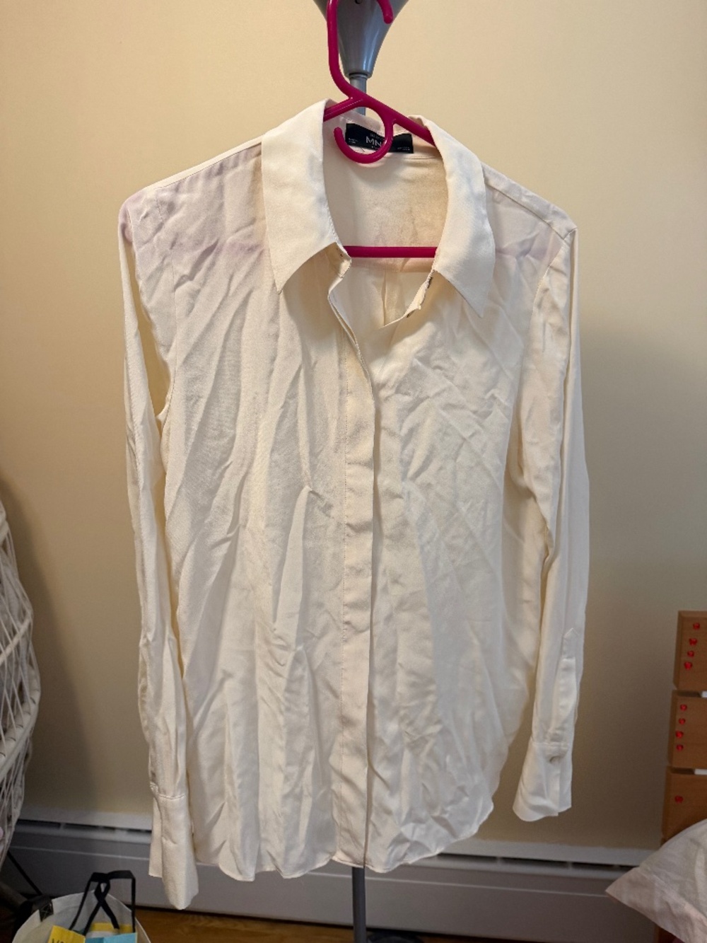 Mango 100% Silk Blouse Button Up Shirt Size MEDIUM US Cream Color